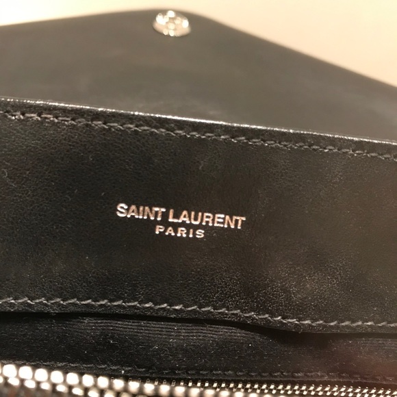 Saint Laurent Medium Loulou bag - Picture 3 of 12